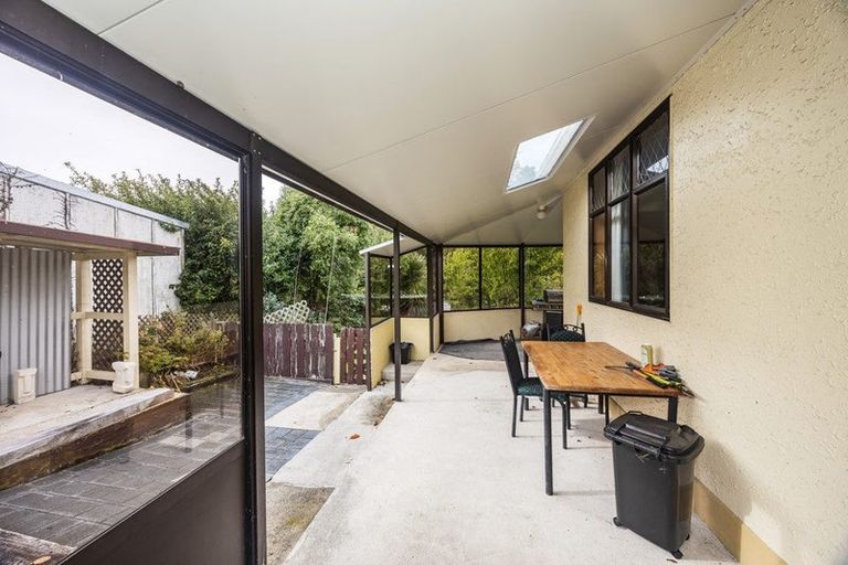Photo of property in 15 Kelvin Street, South Hill, Oamaru, 9400