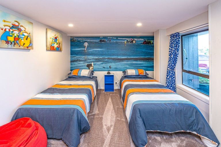 Photo of property in 10 Okiwa Terrace, Waiinu Beach, Whanganui, 4588
