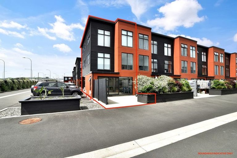 Photo of property in 18/17 Owens Place, Mount Maunganui, 3116