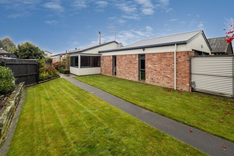 Photo of property in 28 Oak Grove, Ashburton, 7700