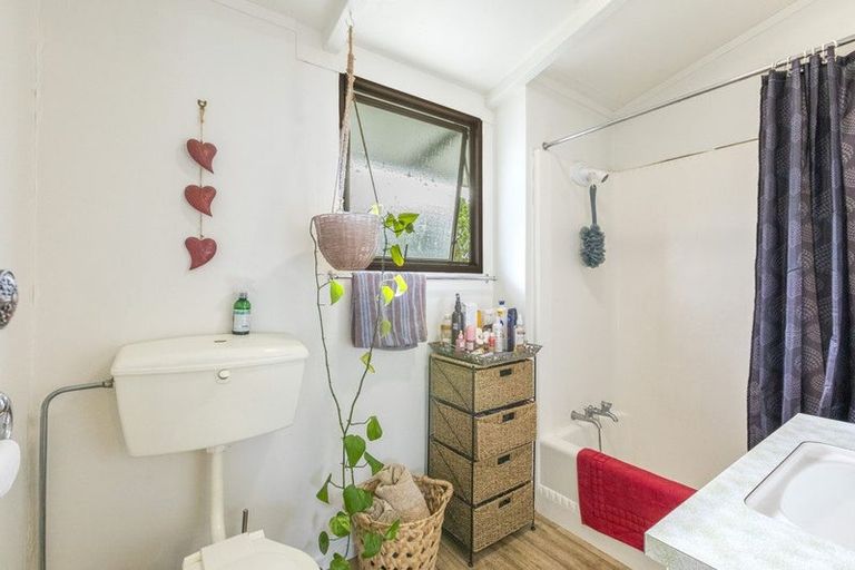 Photo of property in 2/2 Gloucester Street, Taradale, Napier, 4112