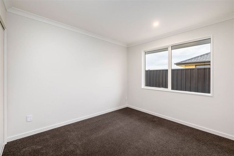 Photo of property in 13 Ranginui Drive, Kaiapoi, 7630