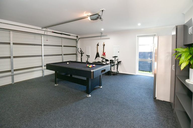 Photo of property in 9 Riverboat Lane, Helensville, 0800