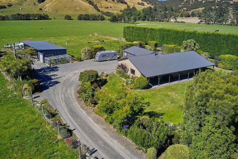 Photo of property in 887 Inland Road, Inland Road, Kaikoura, 7373