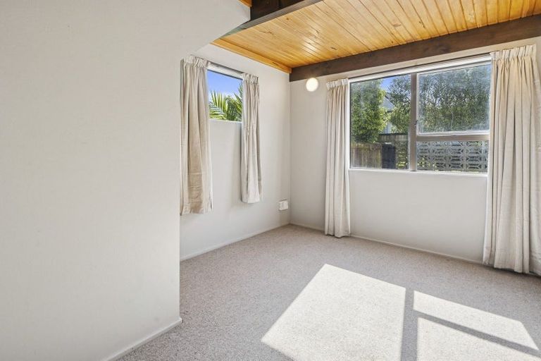 Photo of property in 9a Ash Grove, Ranui, Porirua, 5024