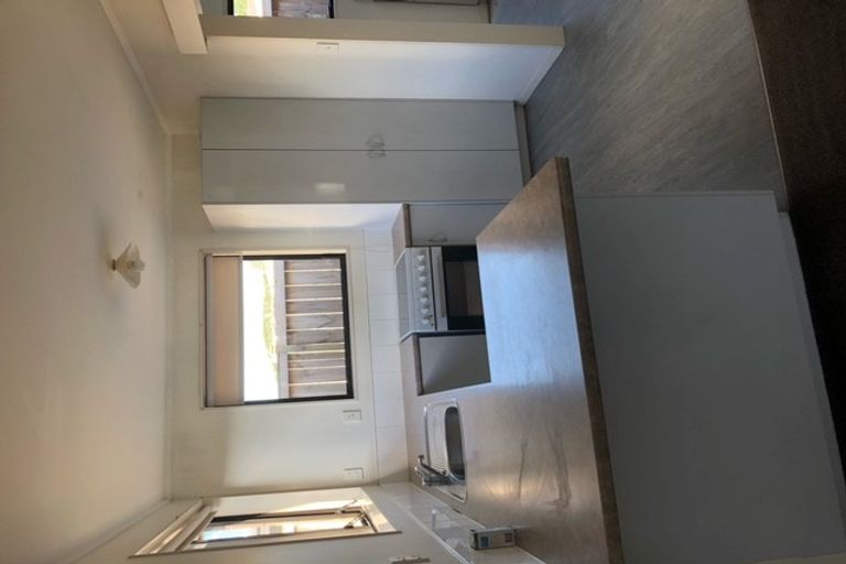 Photo of property in 12 Albert Street, Pukekohe, 2120