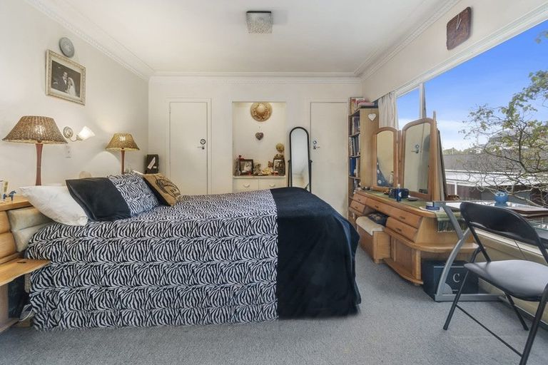 Photo of property in 2/5 Kerswill Place, Pakuranga, Auckland, 2010