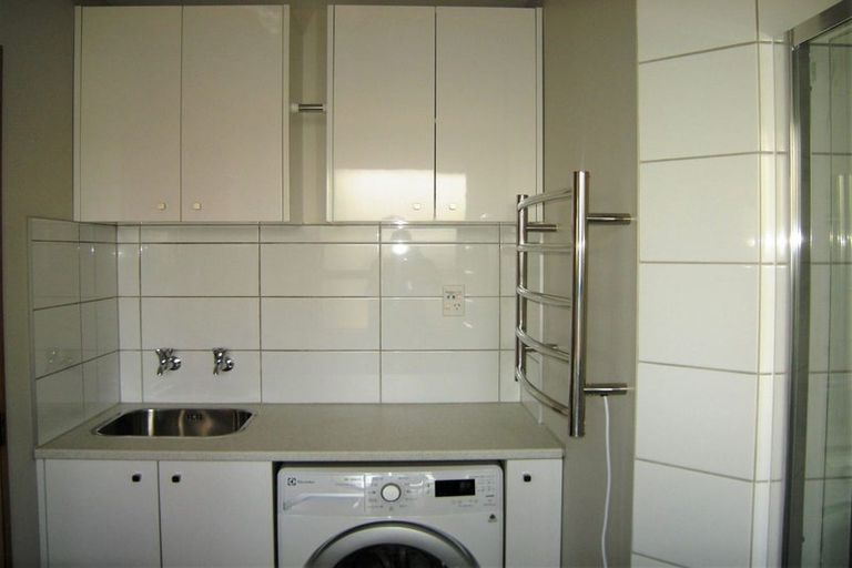 Photo of property in 2/20a Tainui Street, Somerfield, Christchurch, 8024