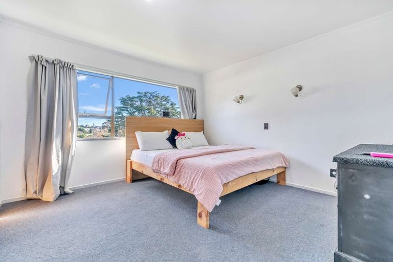 Photo of property in 11 Dunton Drive, Welcome Bay, Tauranga, 3112