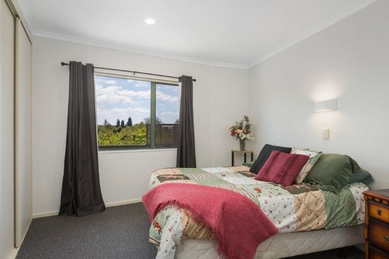 Photo of property in 16 Donegal Place, Katikati, 3129