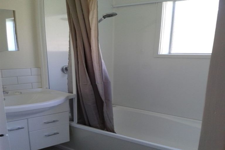 Photo of property in 90 Cunliffe Street, Churton Park, Wellington, 6037