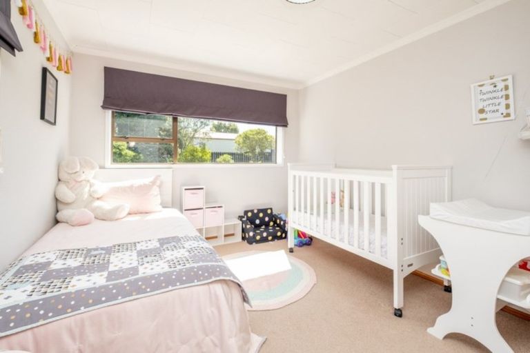 Photo of property in 27 Margaret Street, Stratford, 4332