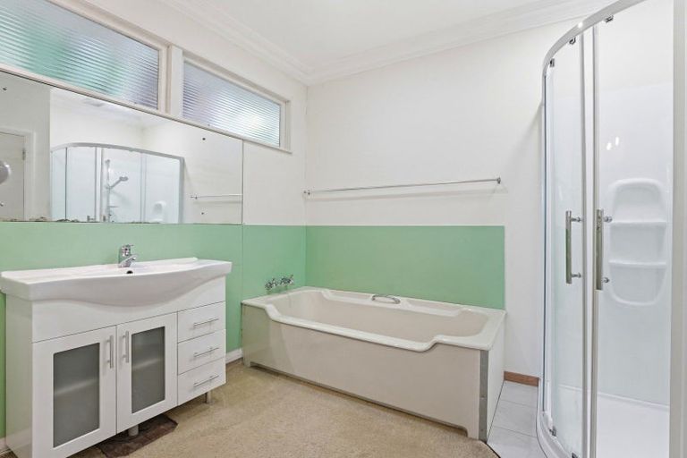Photo of property in 6 Hillside Terrace, Saint Johns Hill, Whanganui, 4500