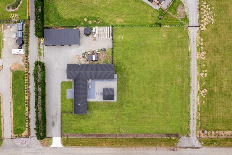 Photo of property in 14 Walford Way, Darfield, 7571