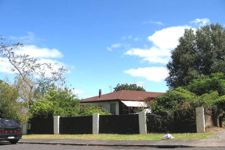Photo of property in 26 Hobby Avenue, Birkdale, Auckland, 0626