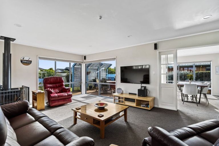 Photo of property in 69 Murray Avenue, Hawera, 4610