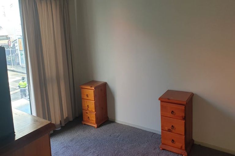 Photo of property in Dual Apartments, 110/142 Vivian Street, Te Aro, Wellington, 6011