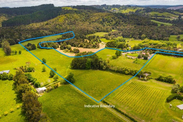 Photo of property in 241a Ararimu Valley Road, Helensville, Waimauku, 0882