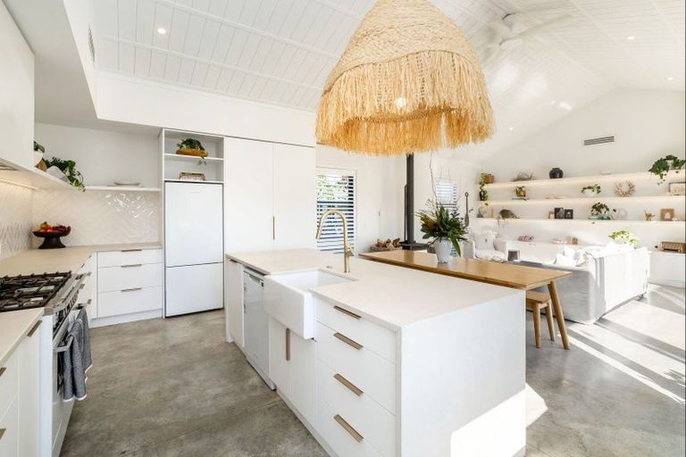 Photo of property in 20 Orchard Road, Greytown, 5712