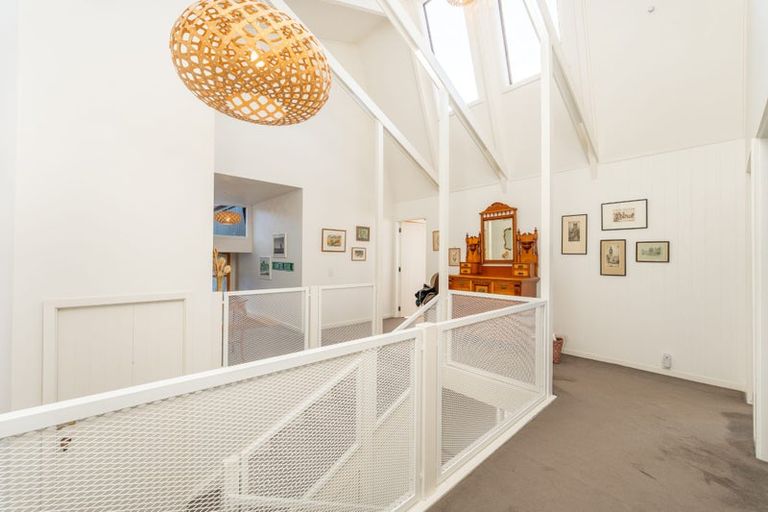 Photo of property in 82 Douglas Street, Highfield, Timaru, 7910