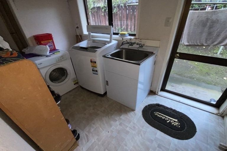 Photo of property in 6/66 Rathgar Road, Henderson, Auckland, 0610