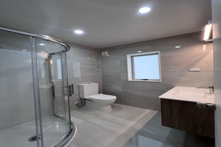 Photo of property in 7 Sheralee Place, Bucklands Beach, Auckland, 2014