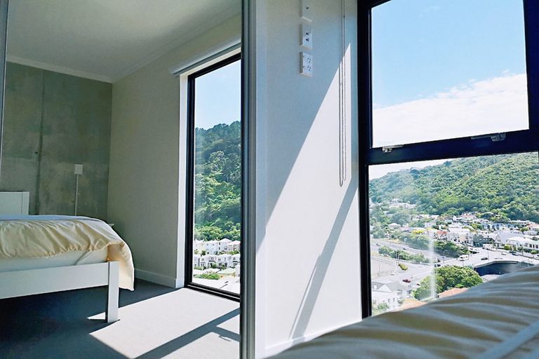 Photo of property in Frame Apartments, 1502/111 Molesworth Street, Thorndon, Wellington, 6011
