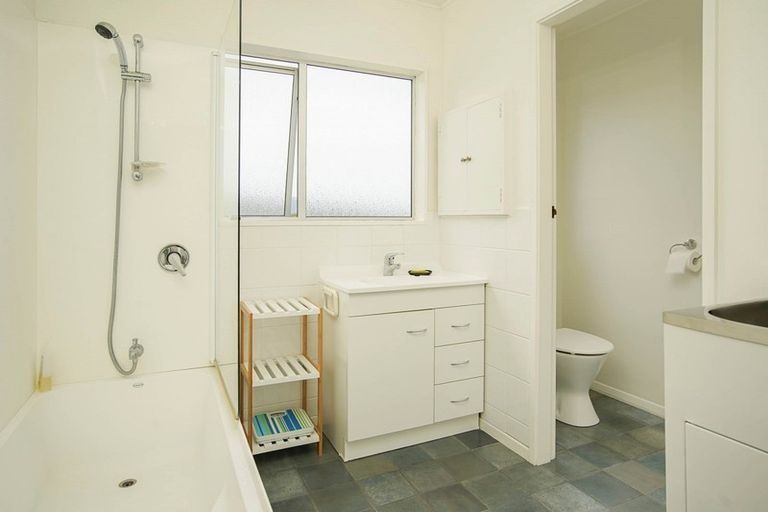 Photo of property in 1a/143 Parkers Road, Tahunanui, Nelson, 7011