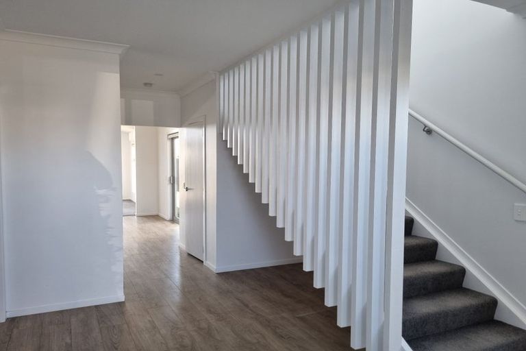 Photo of property in 27 Bill Miller Drive, Papamoa, 3118