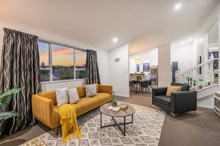 Photo of property in 8 James Cook Drive, Whitby, Porirua, 5024