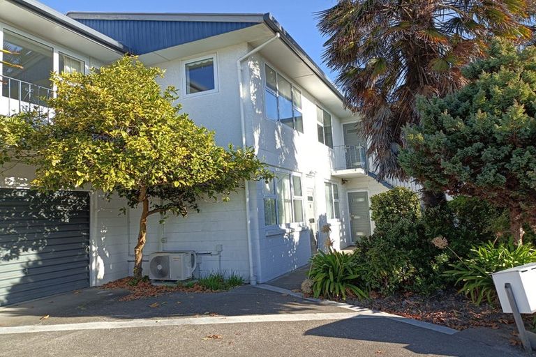 Photo of property in 2/22 Clare Road, St Albans, Christchurch, 8014