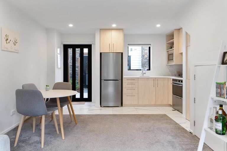 Photo of property in 4/318 Armagh Street, Christchurch Central, Christchurch, 8011