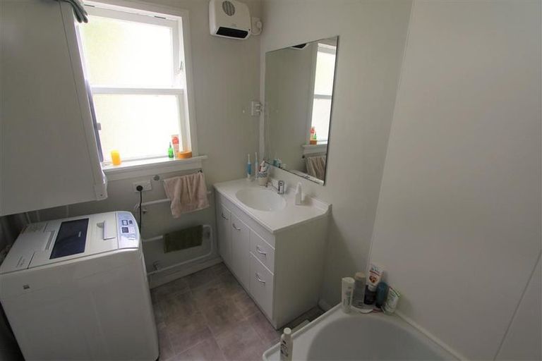 Photo of property in 360-362 Adelaide Road, Newtown, Wellington, 6021