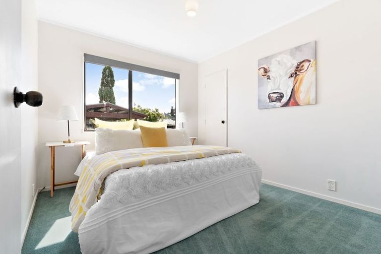 Photo of property in 3/388a West Coast Road, Glen Eden, Auckland, 0602