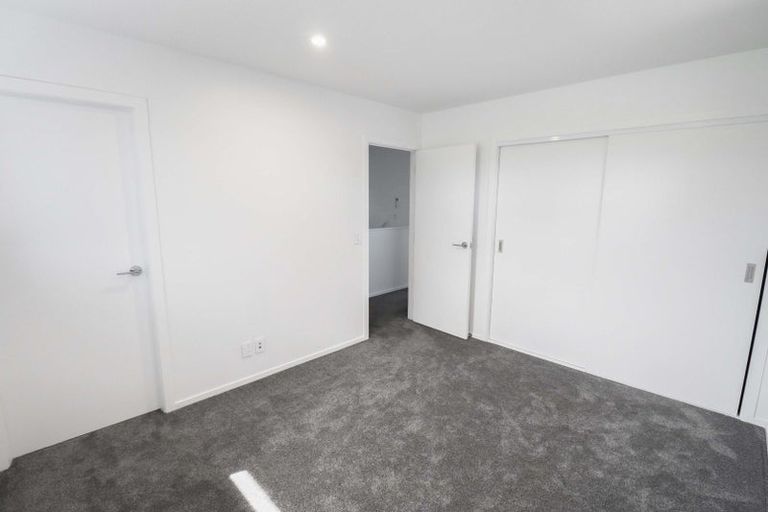 Photo of property in 1/4 Collingwood Street, Waterloo, Lower Hutt, 5011