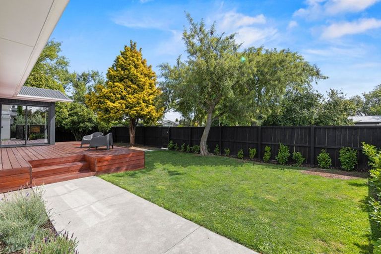 Photo of property in 17 Royleen Street, Casebrook, Christchurch, 8051