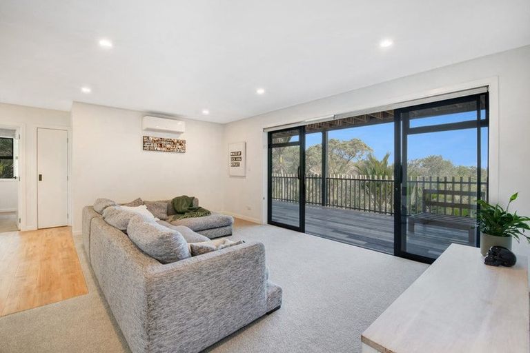 Photo of property in 167 Motutara Road, Muriwai, Waimauku, 0881