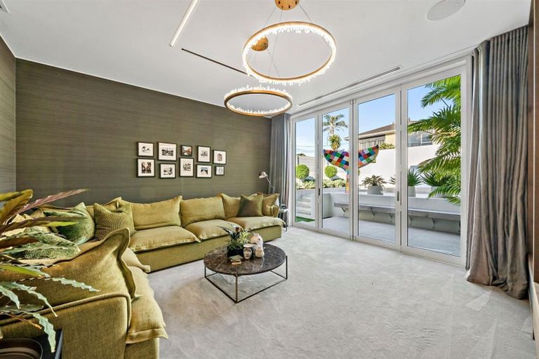 Photo of property in 26 Blomfield Spa, Takapuna, Auckland, 0622