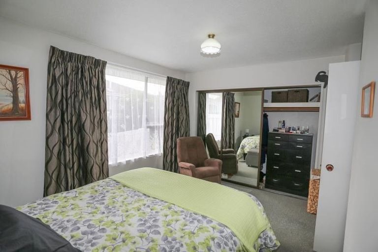 Photo of property in 64 Highsted Road, Bishopdale, Christchurch, 8053