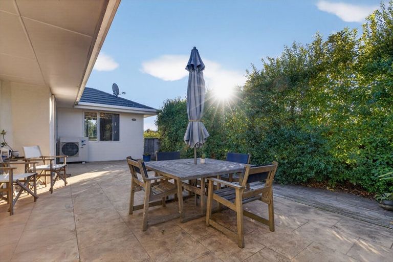 Photo of property in 18 Lionel Place, Mapua, 7005