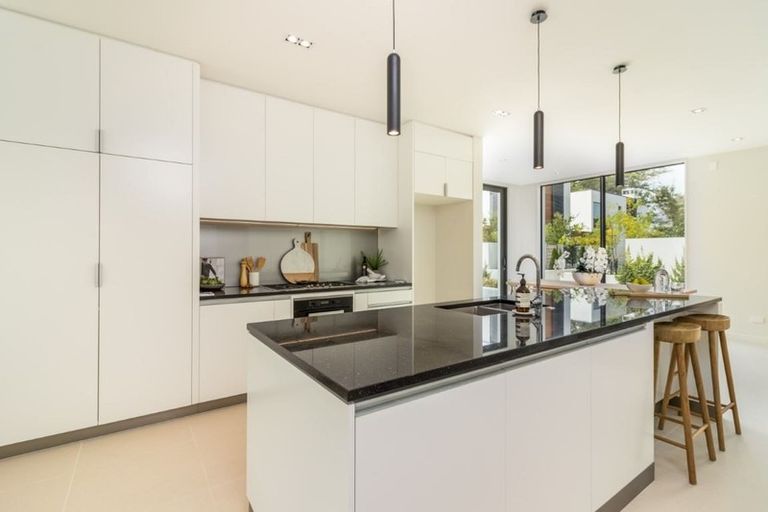 Photo of property in 140b Glandovey Road, Strowan, Christchurch, 8052