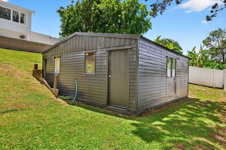 Photo of property in 17 Lysander Crescent, Beach Haven, Auckland, 0626
