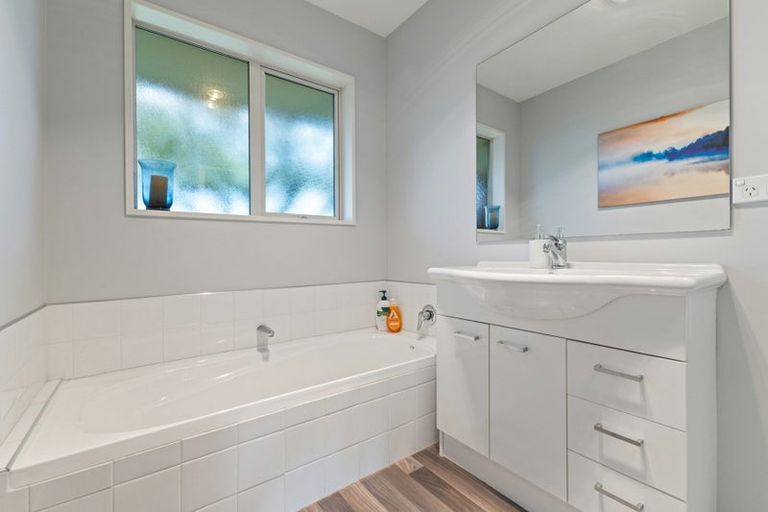 Photo of property in 234 Rolleston Drive, Rolleston, 7614