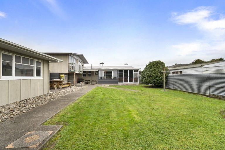 Photo of property in 16 Short Street, Ashhurst, 4810