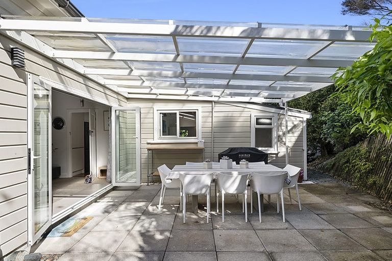 Photo of property in 12 Rossiter Crescent, Lynmouth, New Plymouth, 4310