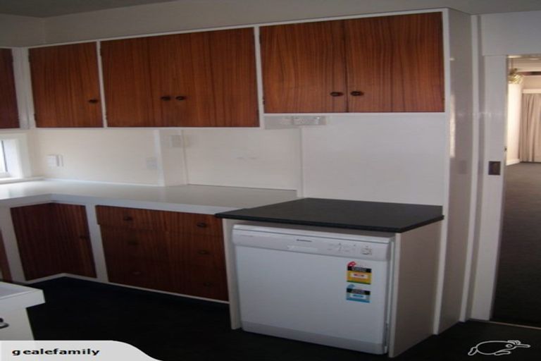 Photo of property in 36 Burnham Street, Seatoun, Wellington, 6022