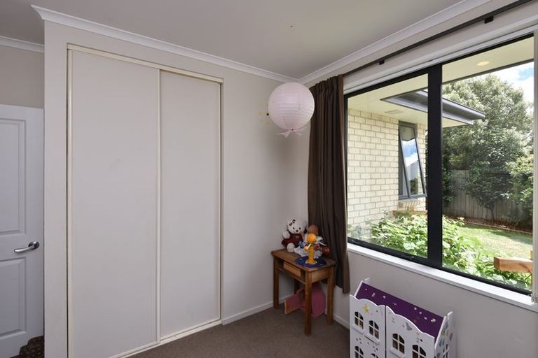 Photo of property in 37 Rochester Crescent, Rolleston, 7614