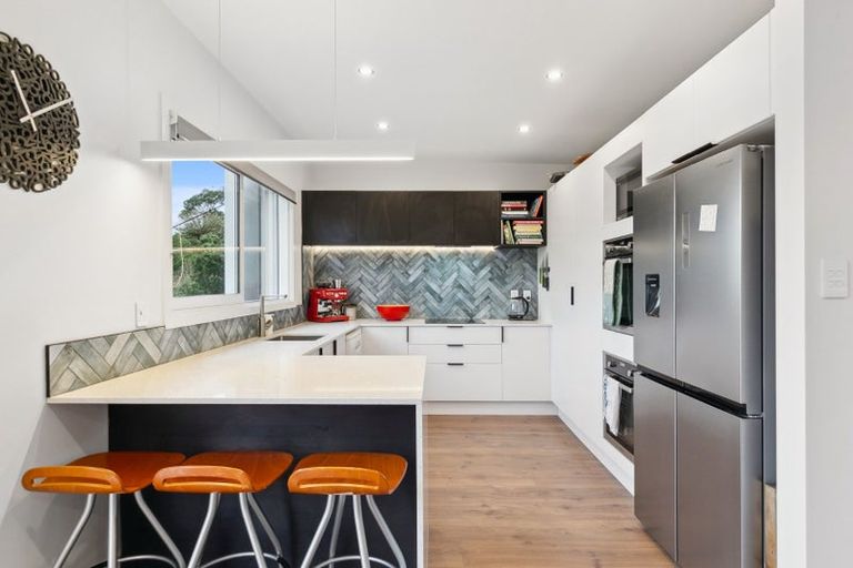 Photo of property in 11 Rutland Way, Wadestown, Wellington, 6012