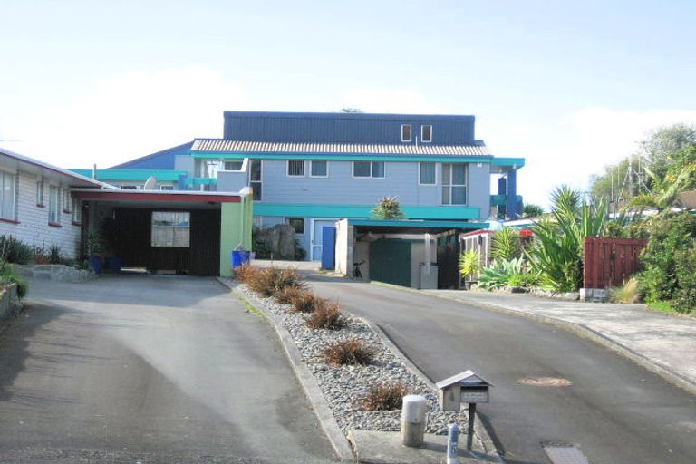 Photo of property in 4 Ranfurly Place, Te Kamo, Whangarei, 0112