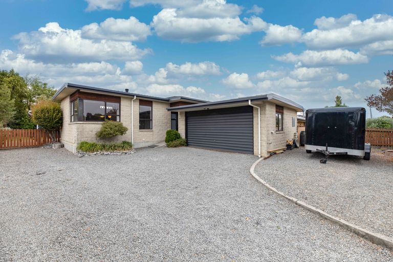 Photo of property in 40 Kowhai Avenue, Rangiora, 7400
